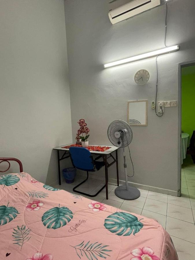 Homestaymuslim Di Teluk Intan Ngoại thất bức ảnh