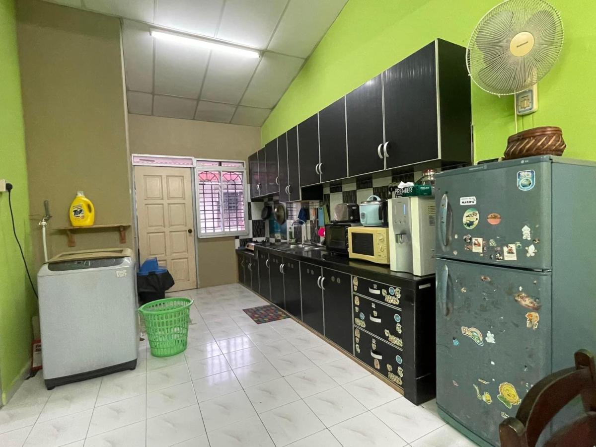 Homestaymuslim Di Teluk Intan Ngoại thất bức ảnh